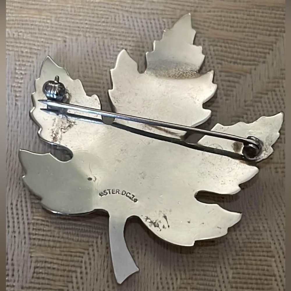 Vintage Sterling Silver Brooch - Picture 2 of 5